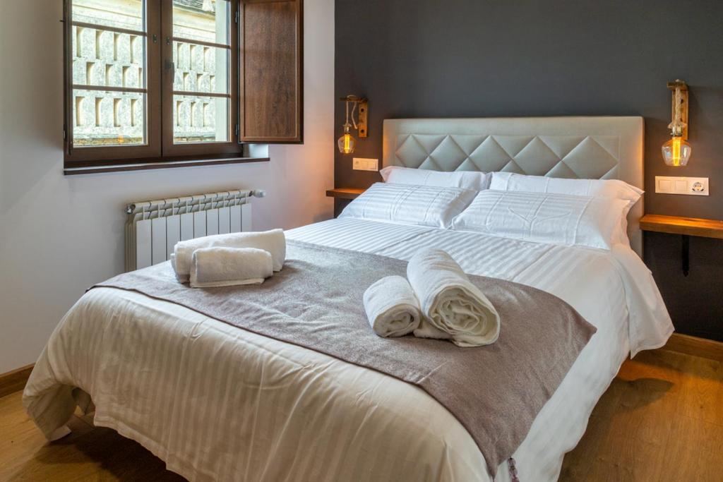 Apartamentos Rurales Lola Penarronda Кастрополь Экстерьер фото