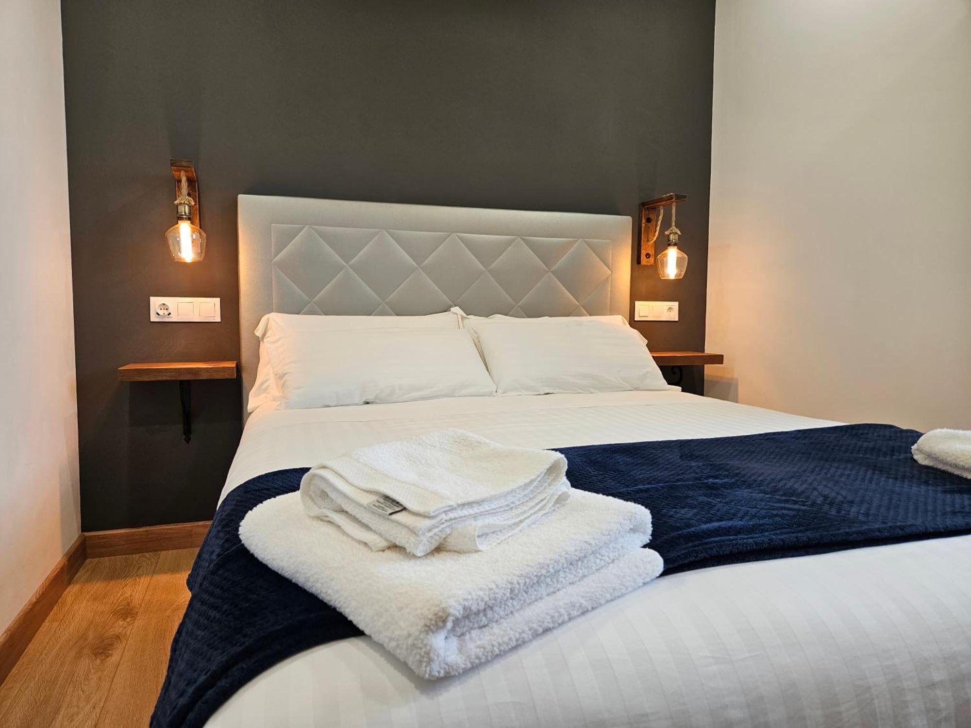 Apartamentos Rurales Lola Penarronda Кастрополь Экстерьер фото