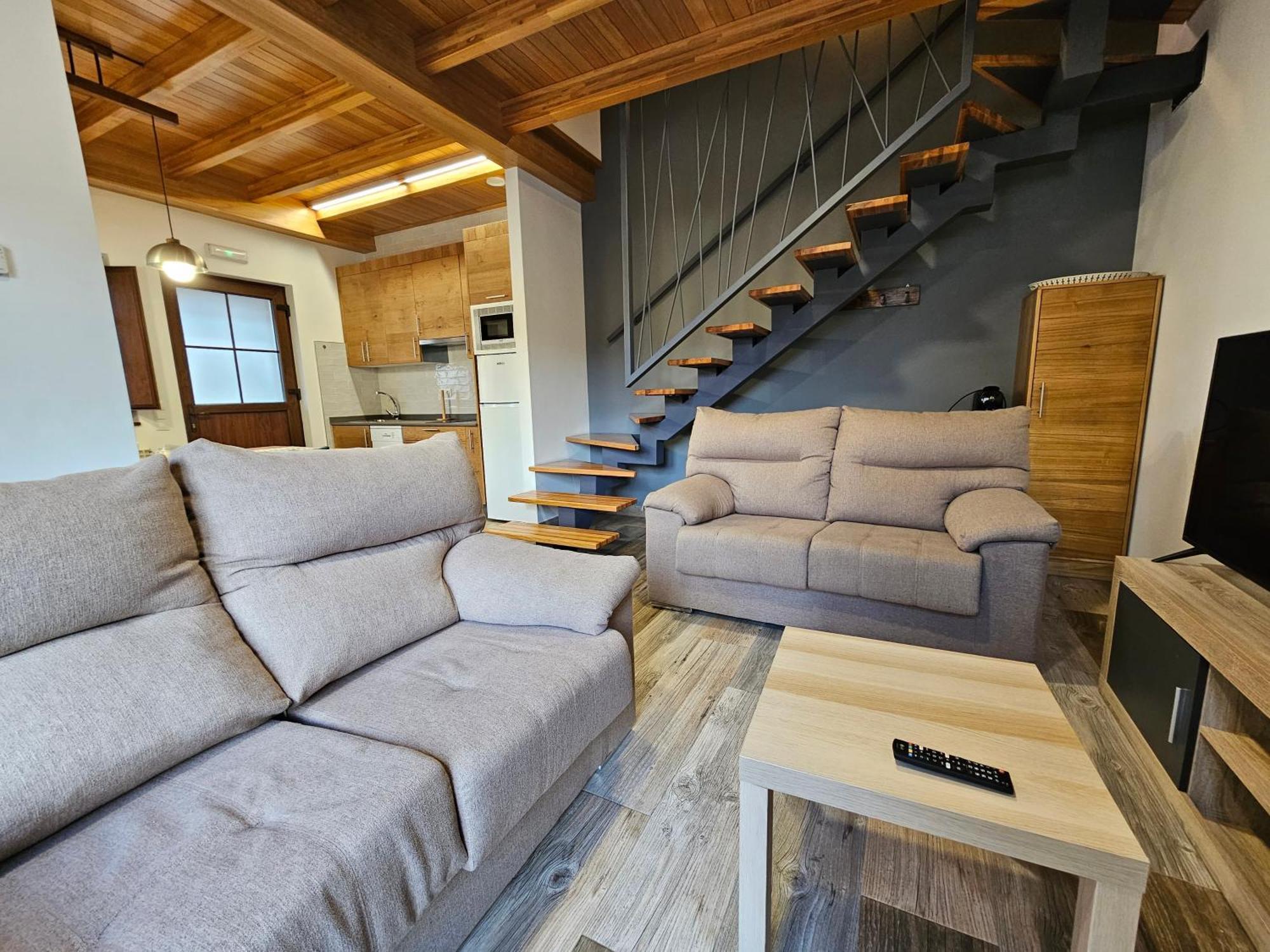 Apartamentos Rurales Lola Penarronda Кастрополь Экстерьер фото