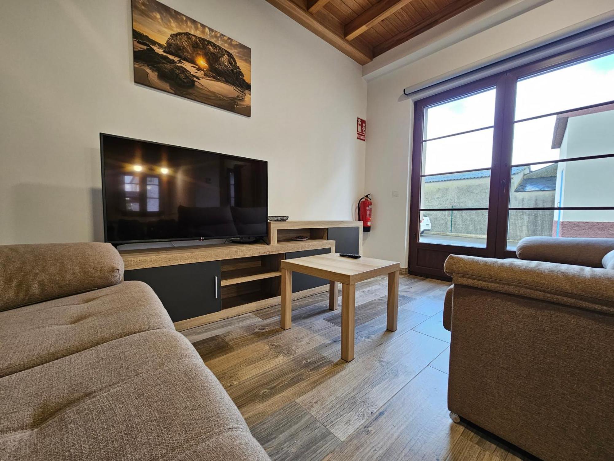 Apartamentos Rurales Lola Penarronda Кастрополь Экстерьер фото